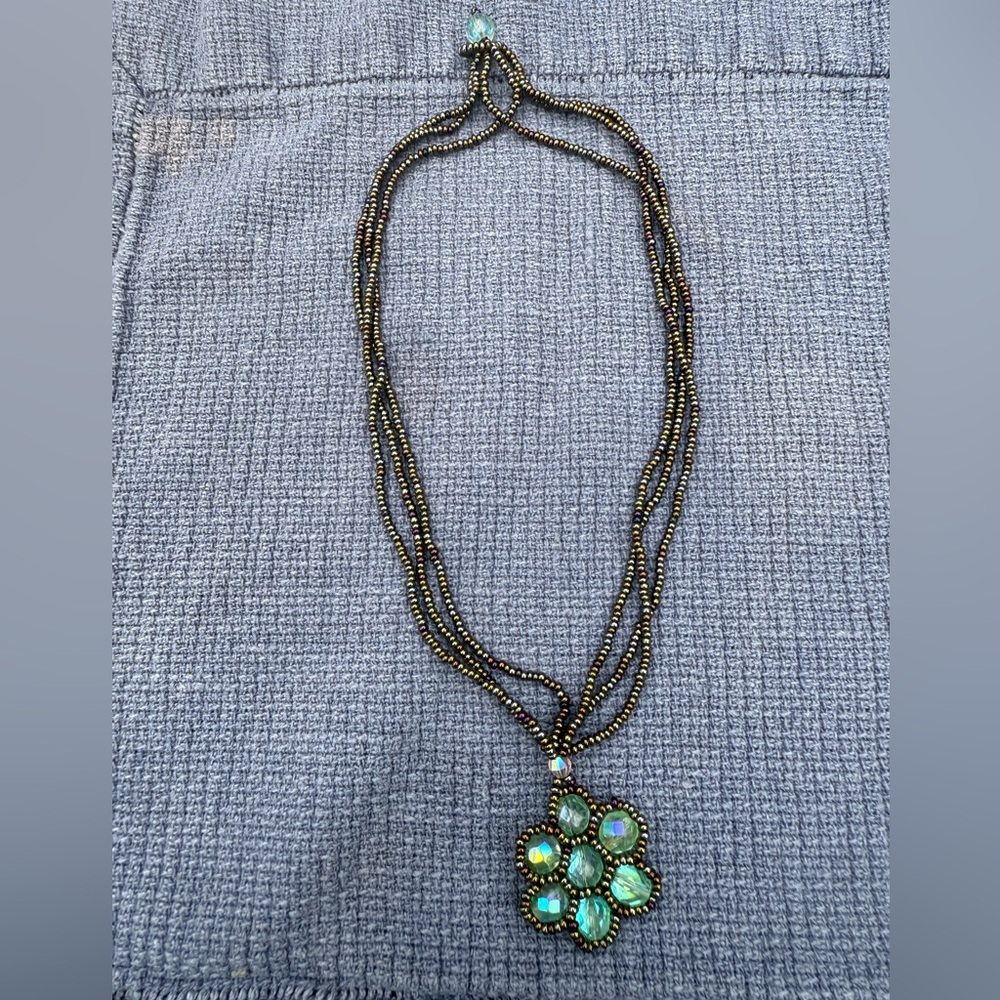 Beaded Necklace with Floral Pendant
